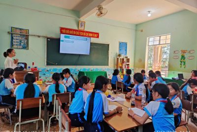 Sản phẩm trong tiết học Âm Nhạc và Mĩ Thuật- lớp 5C tuần 10 ( Tháng 11)