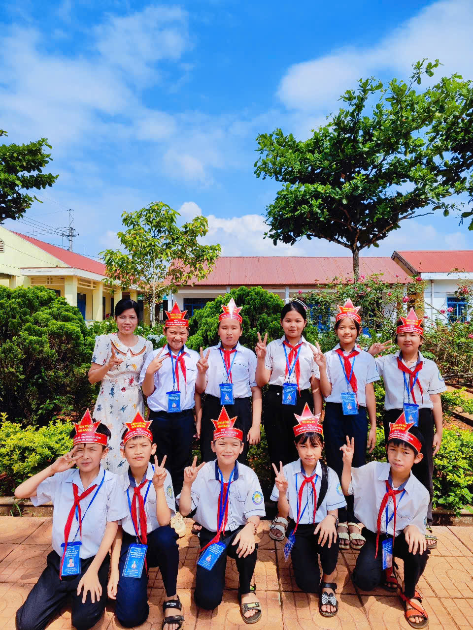 Ngày 26/4/2025 đội tuyển học sinh tham dự kì thi Violimpic Tiếng Việt – Toán tuổi thơ cấp huyện năm học 2024-2025 đạt được một số kết quả đáng khích lệ. Sự cố gắng nỗ lực của các em đã góp phần đóng góp vào thành tích chung của nhà trường.
